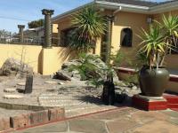 5 Bedroom 3 Bathroom House for Sale for sale in Athlone - CPT