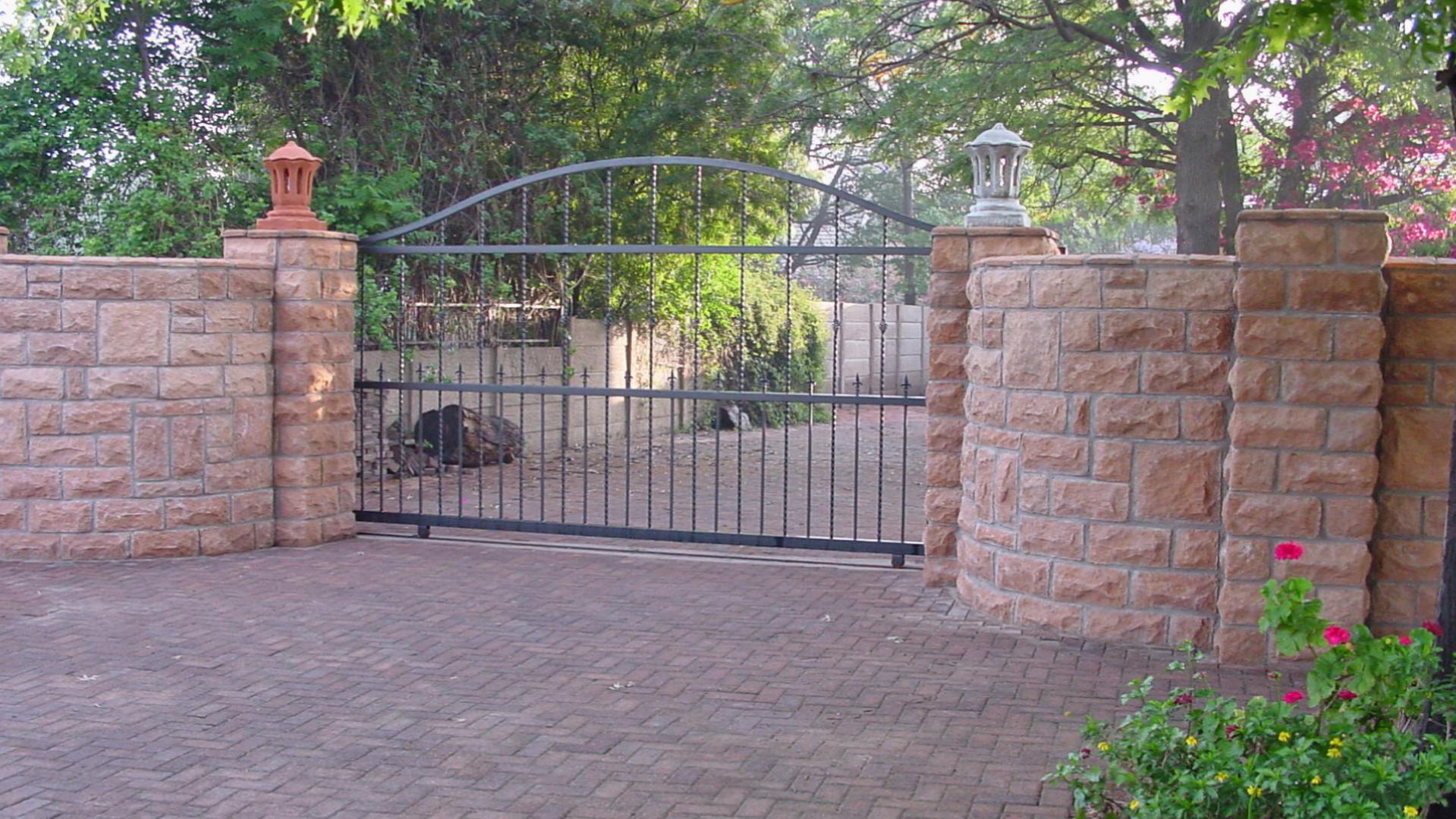 Front View of property in Emalahleni (Witbank) 