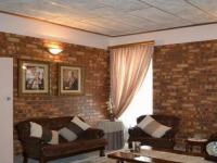 Lounges - 113 square meters of property in Emalahleni (Witbank) 