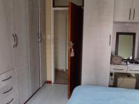 Bed Room 1 - 14 square meters of property in Reyno Ridge