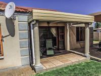 3 Bedroom 2 Bathroom Sec Title for sale in Bloemfontein