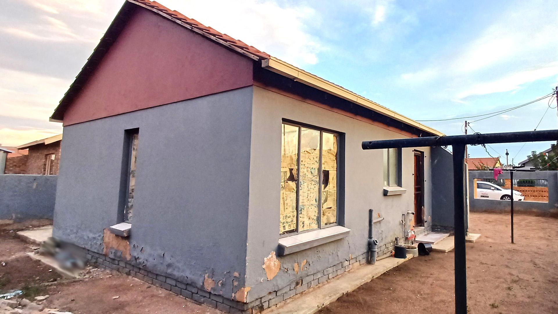 Backyard of property in Kudube