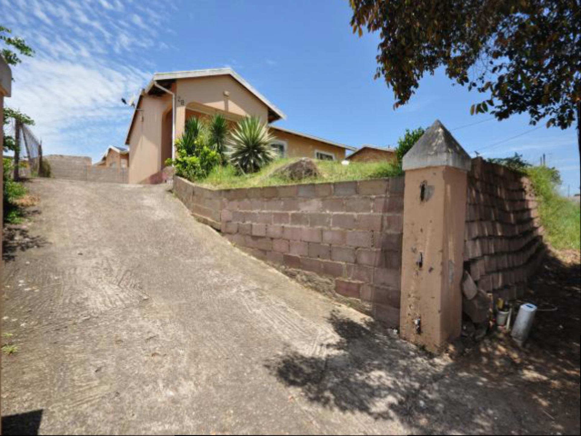 Front View of property in Avoca Hills