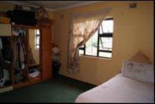Main Bedroom - 17 square meters of property in Avoca Hills
