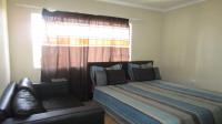 Bed Room 1 - 10 square meters of property in Kempton Park