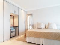 Main Bedroom - 25 square meters of property in Heron Hill Estate