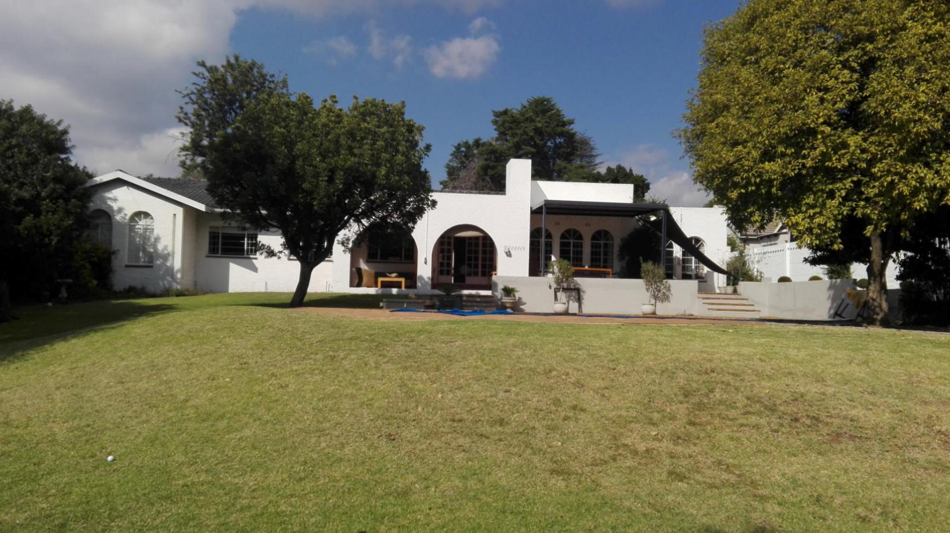 Front View of property in Randburg