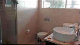 Bathroom 1 - 7 square meters of property in Randburg