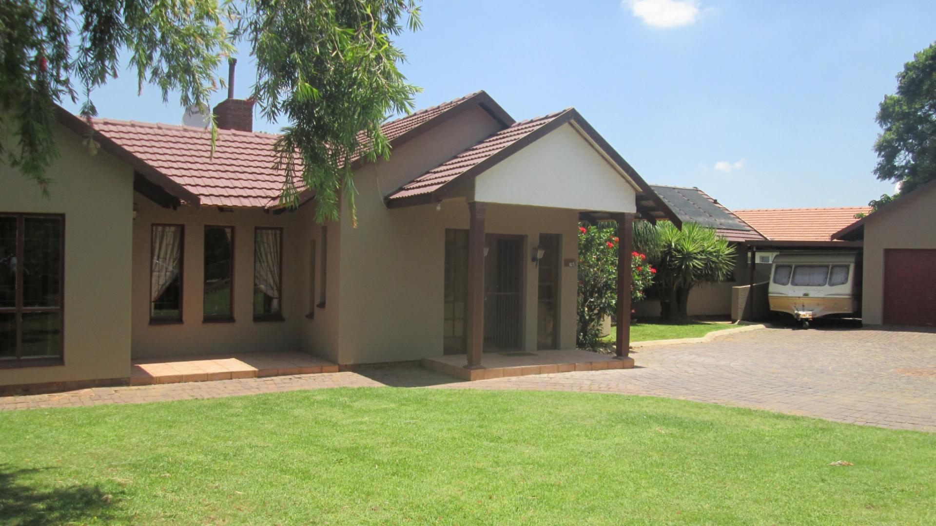 Front View of property in Benoni