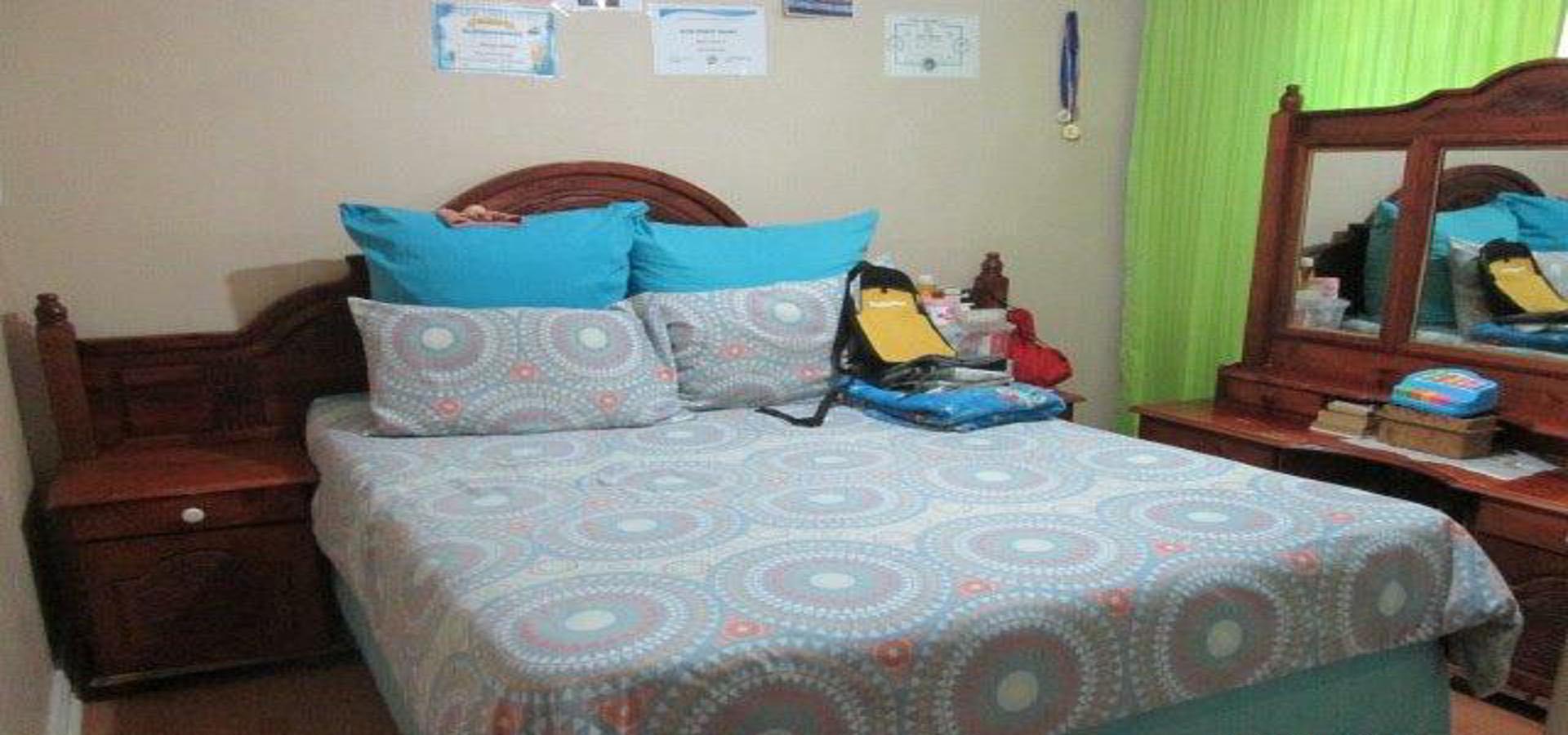 Bed Room 1 of property in Bethelsdorp