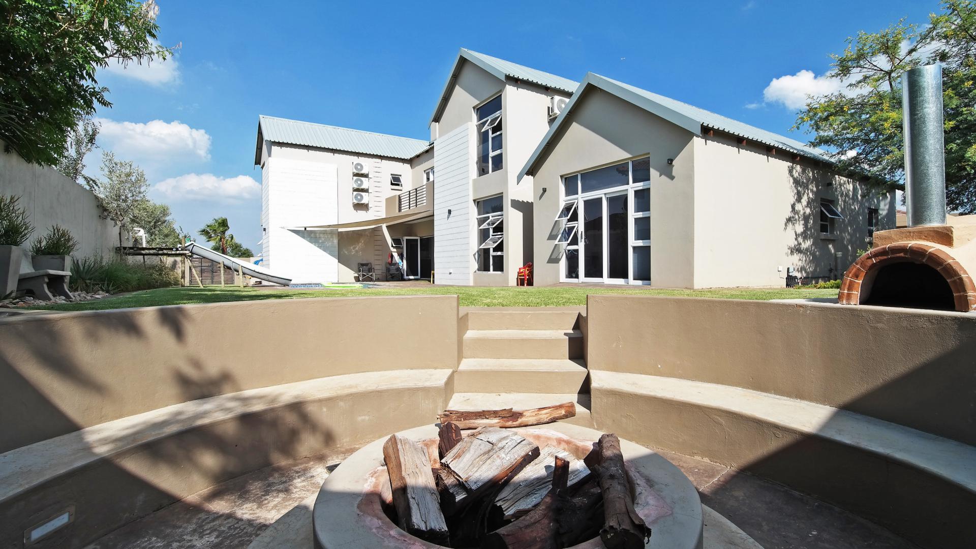 Front View of property in Silverwoods Country Estate