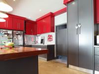 Kitchen - 22 square meters of property in Silverwoods Country Estate
