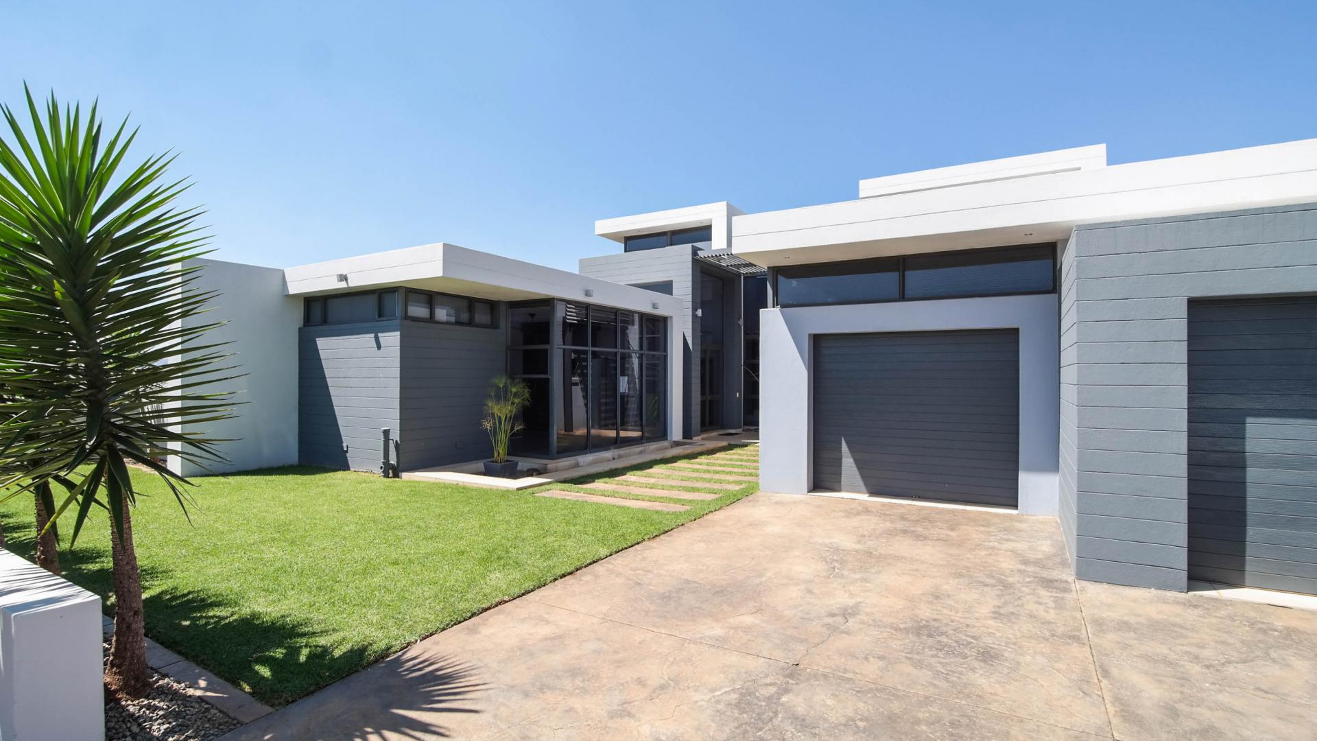 Front View of property in Silverwoods Country Estate