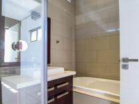 Bathroom 1 of property in Silverwoods Country Estate