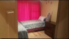 Bed Room 1 - 11 square meters of property in Evander