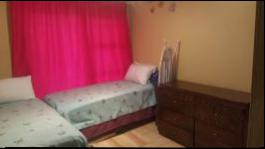 Bed Room 1 - 11 square meters of property in Evander