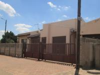 3 Bedroom 2 Bathroom Cluster for Sale for sale in Daveyton