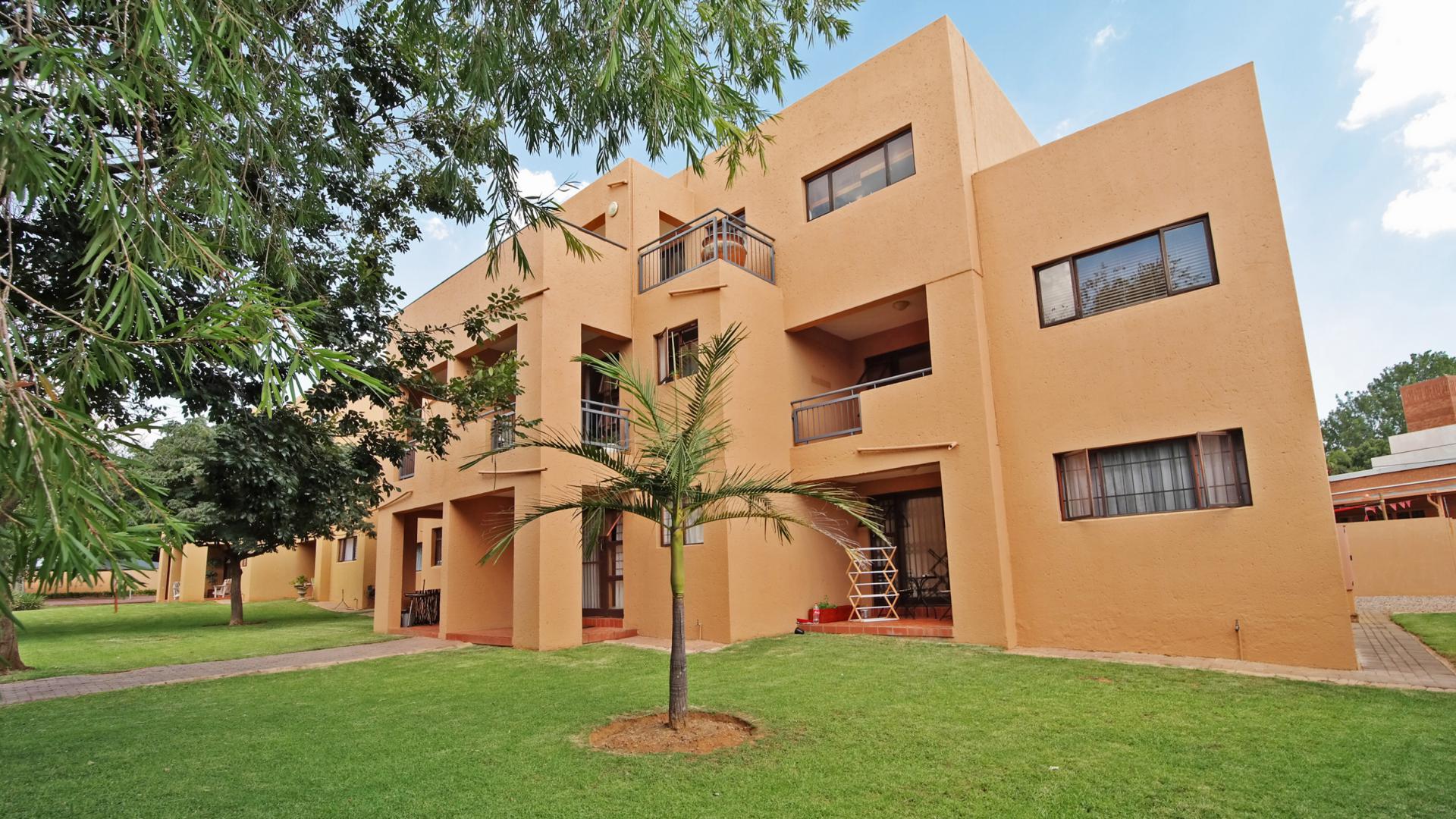 Front View of property in Waterkloof Ridge