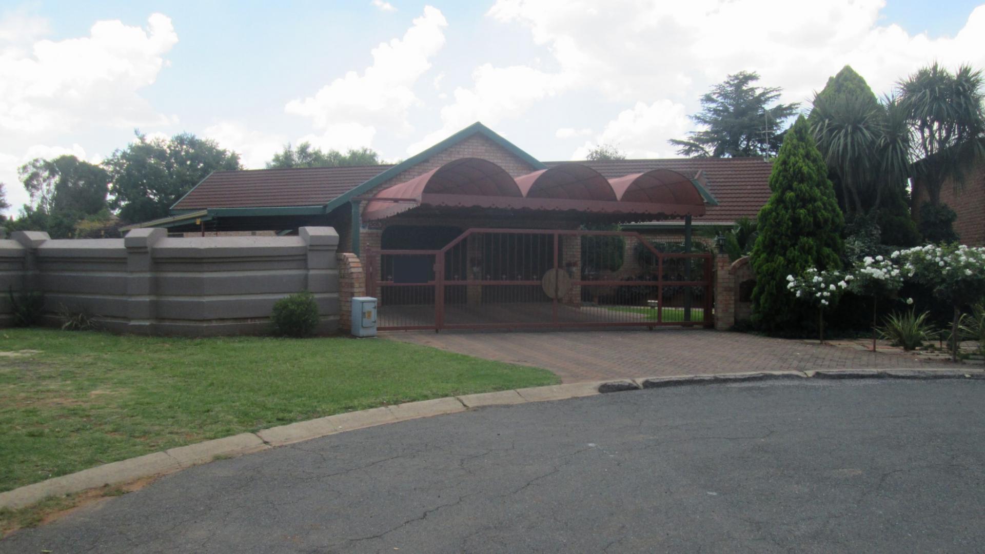 Front View of property in Vanderbijlpark