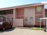 Front View of property in La Montagne