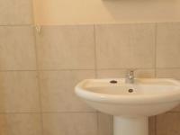 Main Bathroom - 4 square meters of property in Terenure