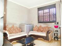 Lounges - 14 square meters of property in Kagiso