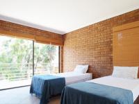 Lounges - 50 square meters of property in Silver Lakes Golf Estate