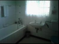 Bathroom 1 - 11 square meters of property in Ladysmith