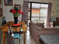 Lounges - 14 square meters of property in Waterval East