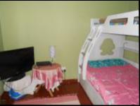 Bed Room 2 - 12 square meters of property in Dalpark