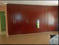 Main Bedroom - 33 square meters of property in Dalpark