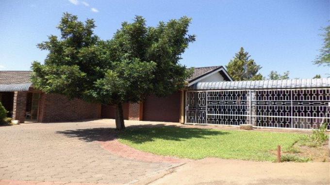3 Bedroom House for Sale For Sale in Olifantshoek - Home Sell - MR152108