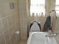 Guest Toilet - 4 square meters of property in Leisure Bay