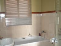 Bathroom 1 - 5 square meters of property in Daspoort