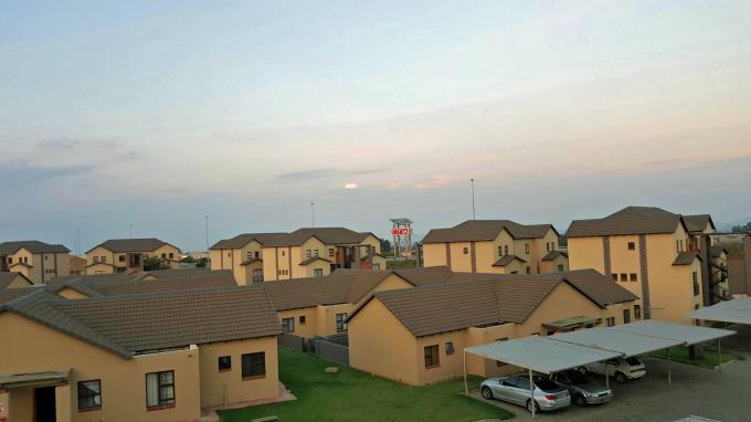 2 Bedroom Apartment for Sale For Sale in Rustenburg - Private Sale - MR152273