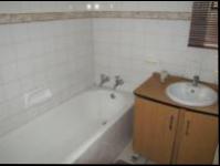 Main Bathroom - 4 square meters of property in Vanderbijlpark