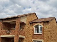 2 Bedroom 1 Bathroom Simplex for Sale for sale in Mooikloof Ridge