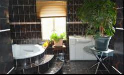 Bathroom 1 - 11 square meters of property in Tasbetpark