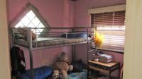 Bed Room 2 - 8 square meters of property in Scottsdene