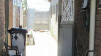 Spaces - 3 square meters of property in Scottsdene