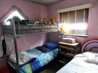 Bed Room 2 - 8 square meters of property in Scottsdene