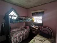 Bed Room 2 - 8 square meters of property in Scottsdene