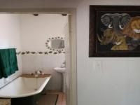 Bathroom 1 - 6 square meters of property in Leeupoort Vakansiedorp