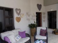 Patio - 11 square meters of property in Boschdal