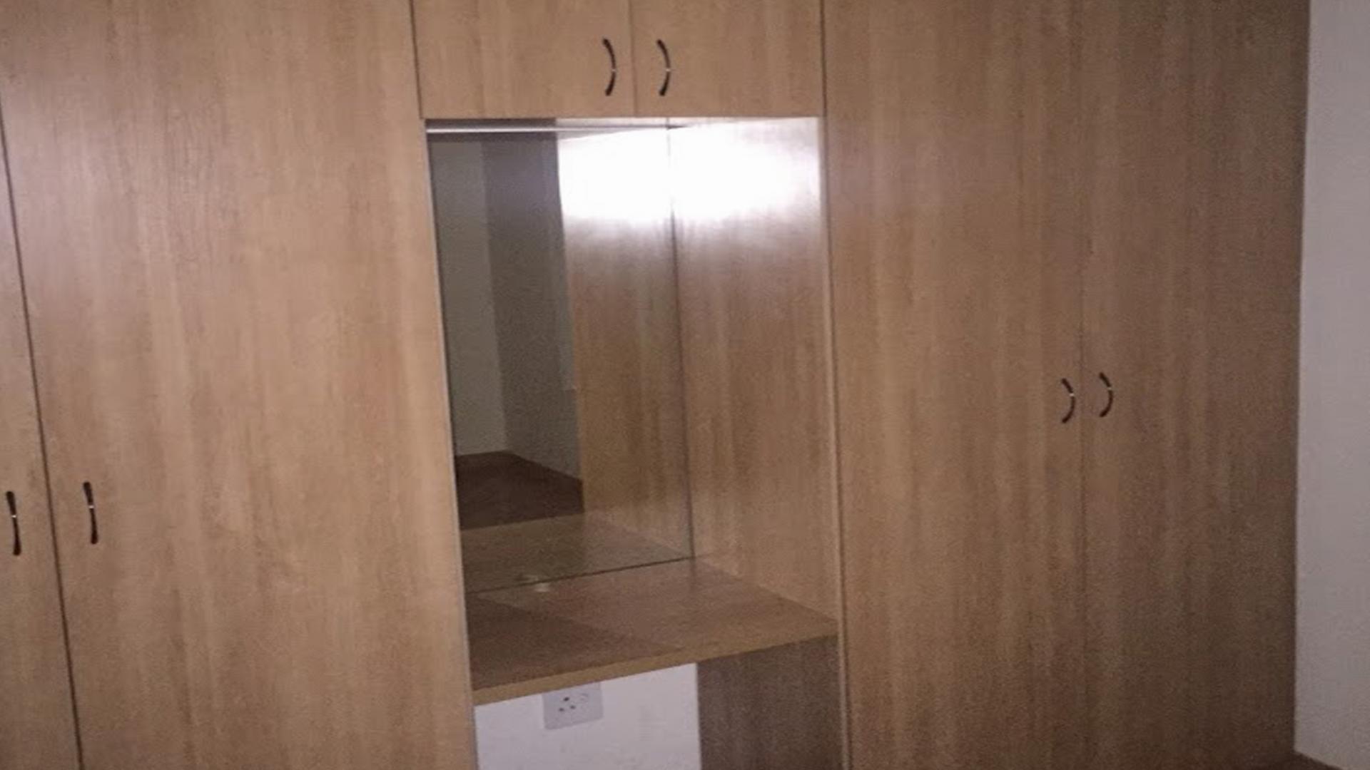 Bed Room 2 - 12 square meters of property in Rustenburg