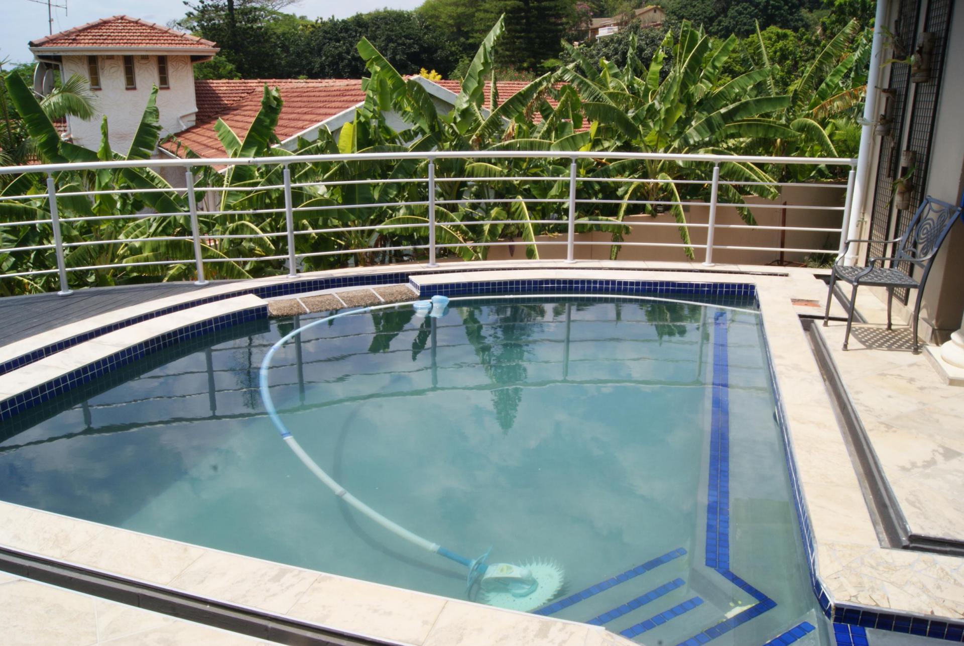 Entertainment of property in Freeland Park