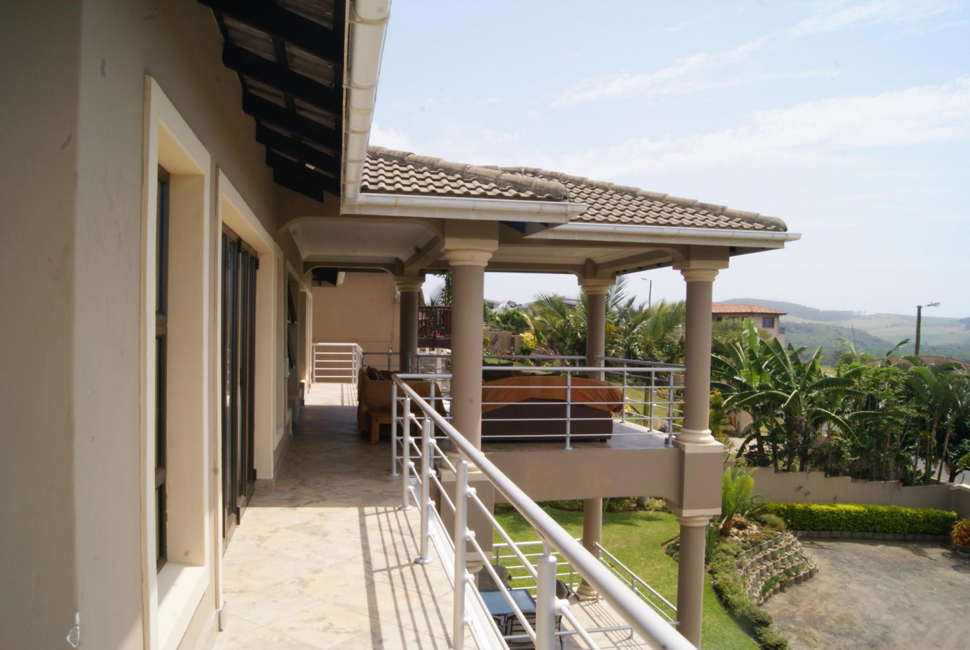 Balcony - 86 square meters of property in Freeland Park