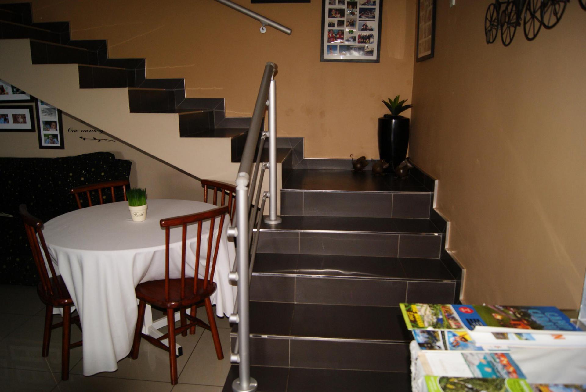 Spaces - 27 square meters of property in Freeland Park