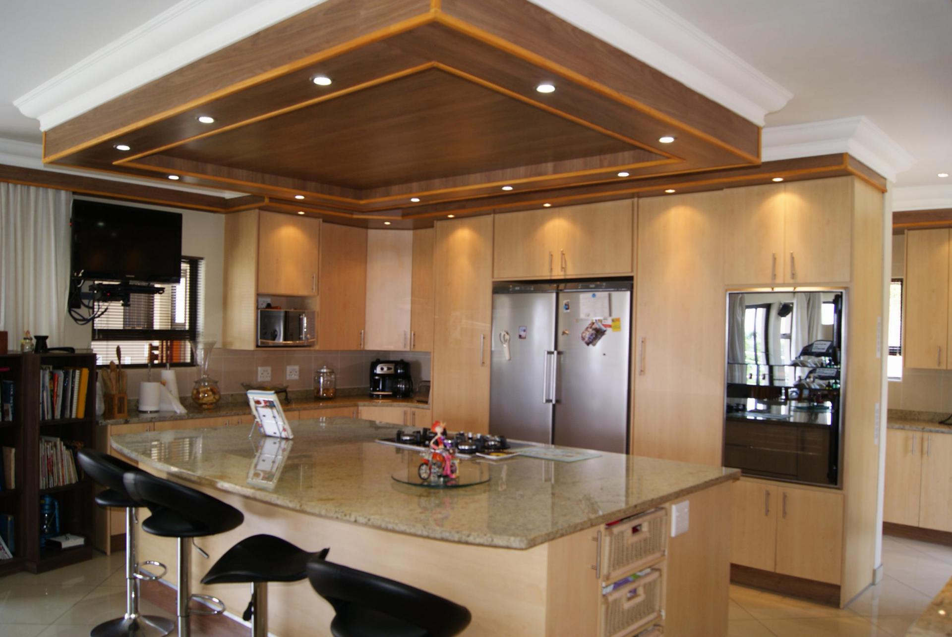 Kitchen - 39 square meters of property in Freeland Park