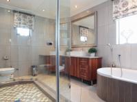 Main Bathroom - 18 square meters of property in The Wilds Estate